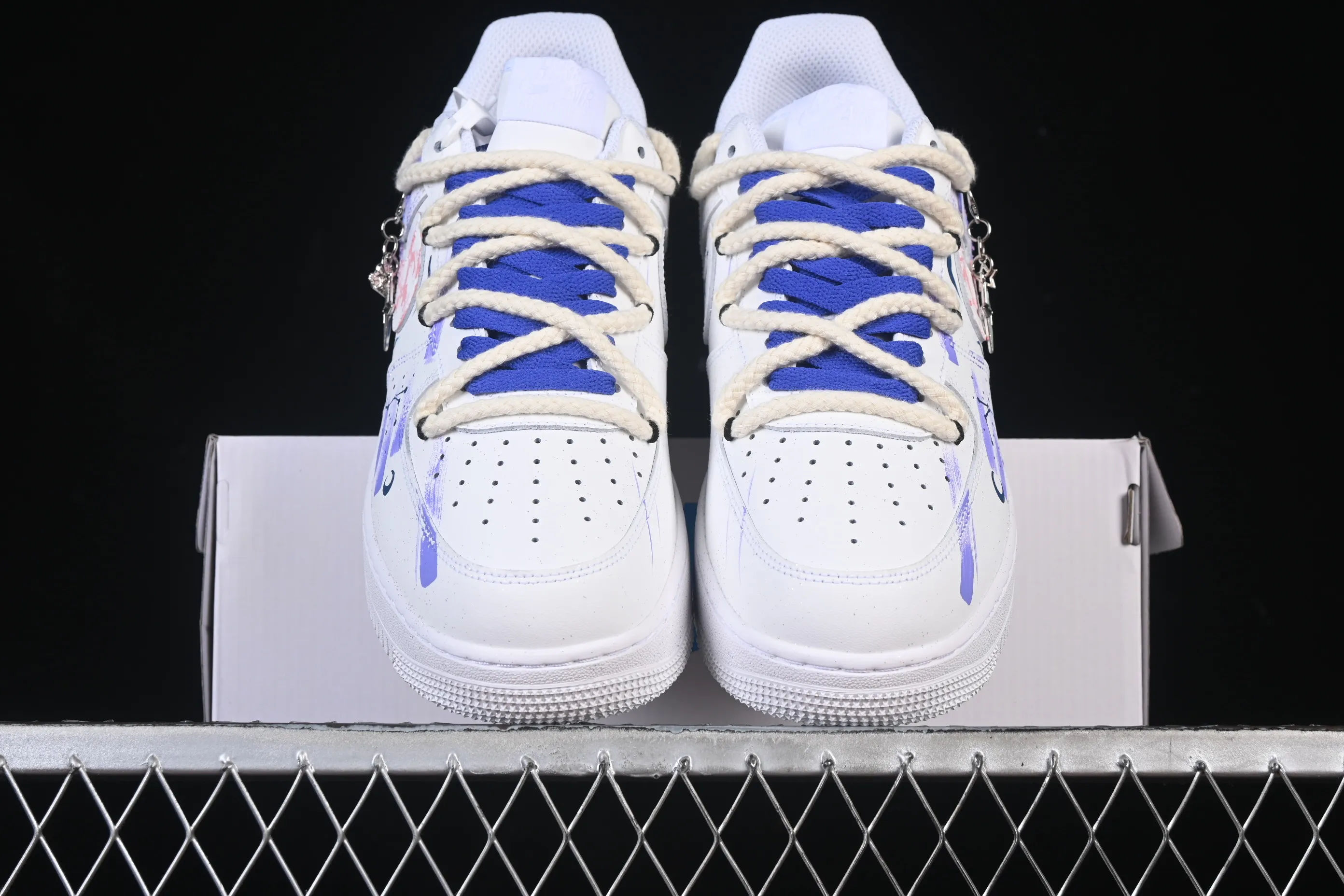 All categories Nk Air Force 1 Air Force series Nk Air Force 1 Low Air Force low-top Nike Air Force 1'07 Low "Cancer" Hand-painted graffiti twelve constellations series Cancer Air Force One low-top casual sneakers 622-722